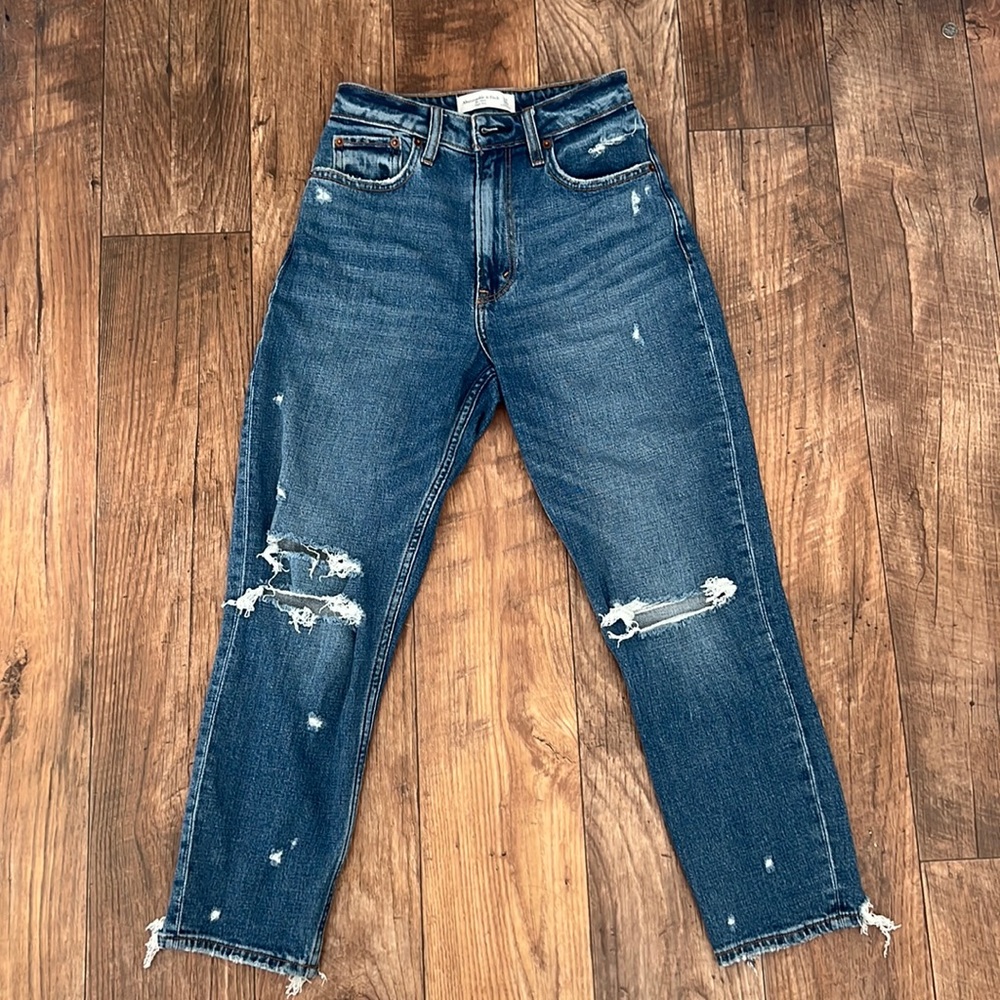 Abercrombie - The Mom High Rise